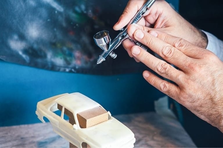 Best Airbrush for Models – Finding the Best Miniature Painting Airbrush