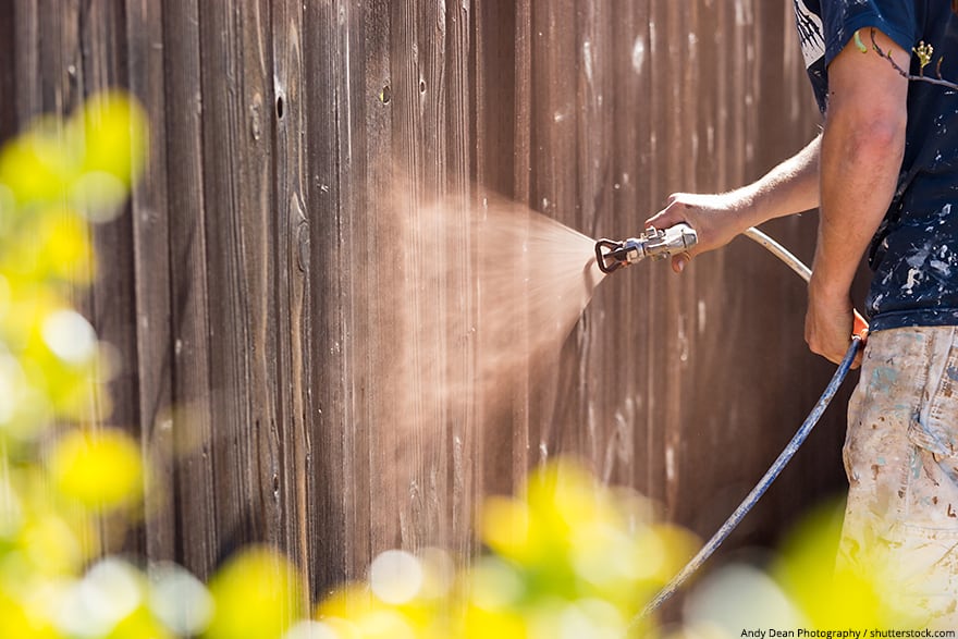 best sprayer for staining a fence
