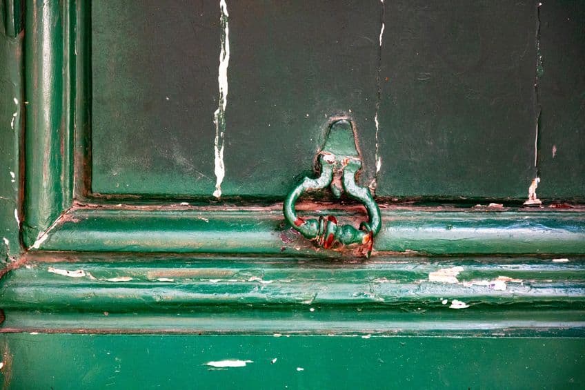 How to Paint Door Knobs