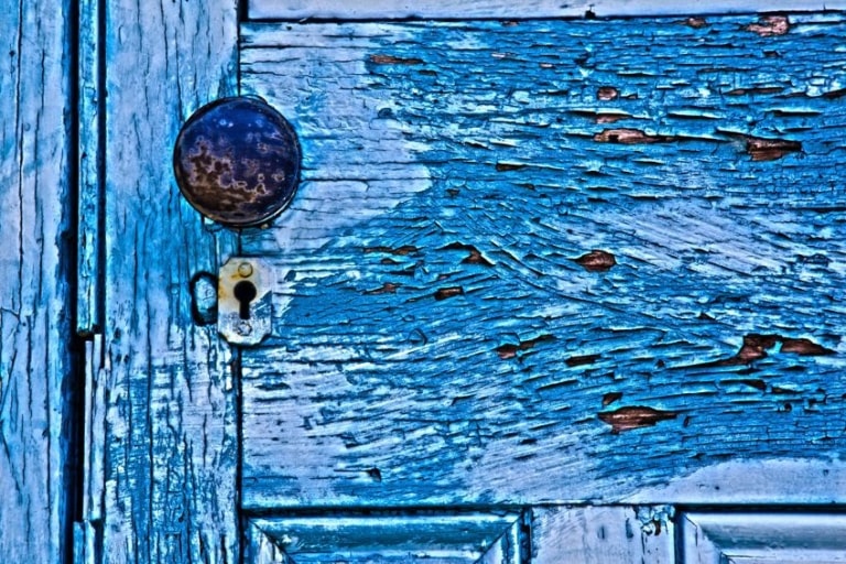 Spray Paint Doorknobs – Your Guide for How to Paint Door Knobs